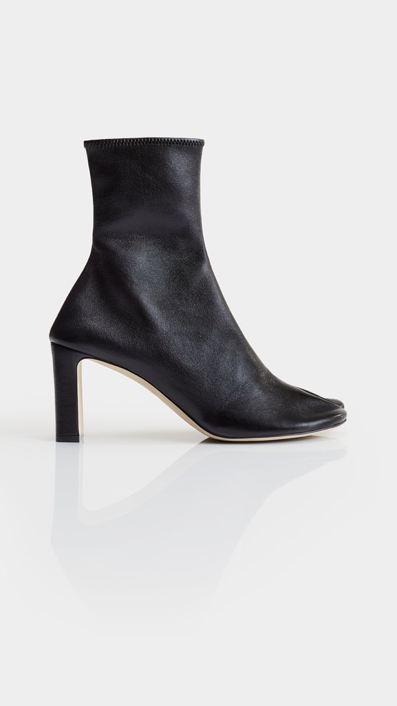 Tabi Stretch Boot