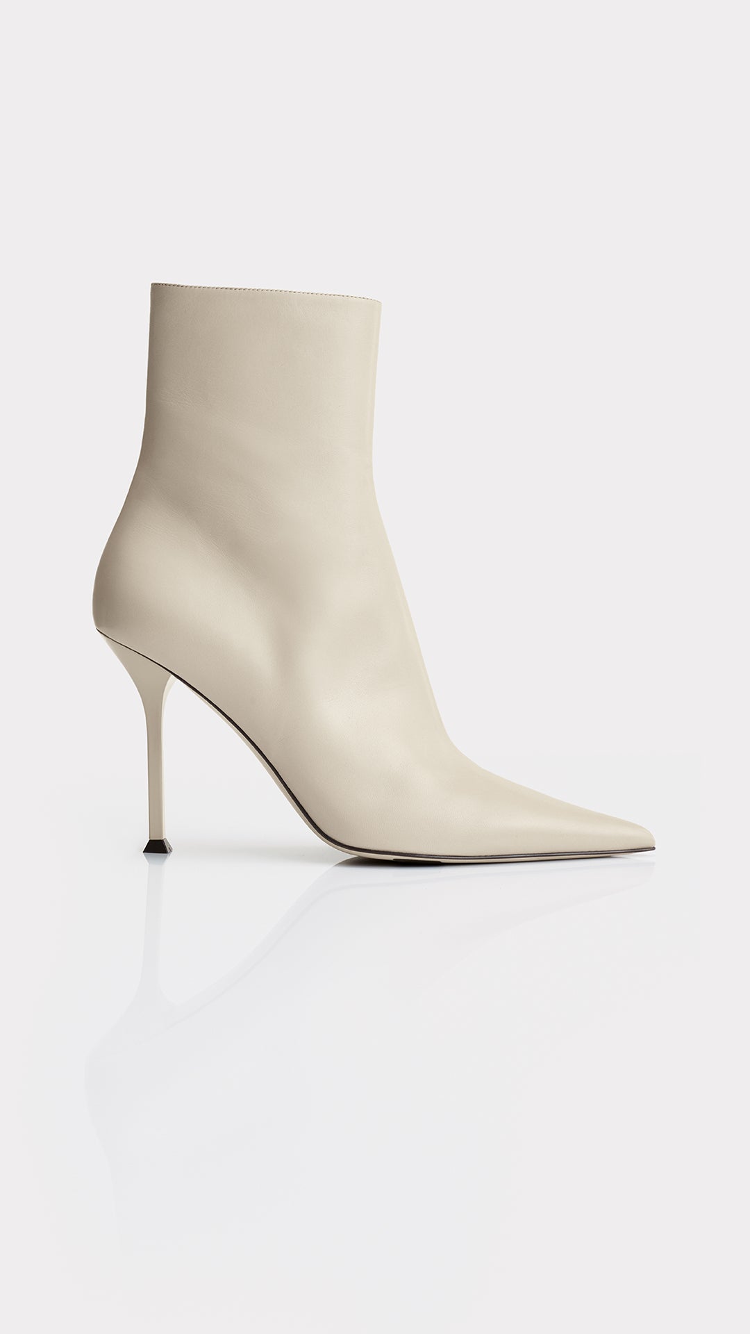 HELIX ANKLE BOOT