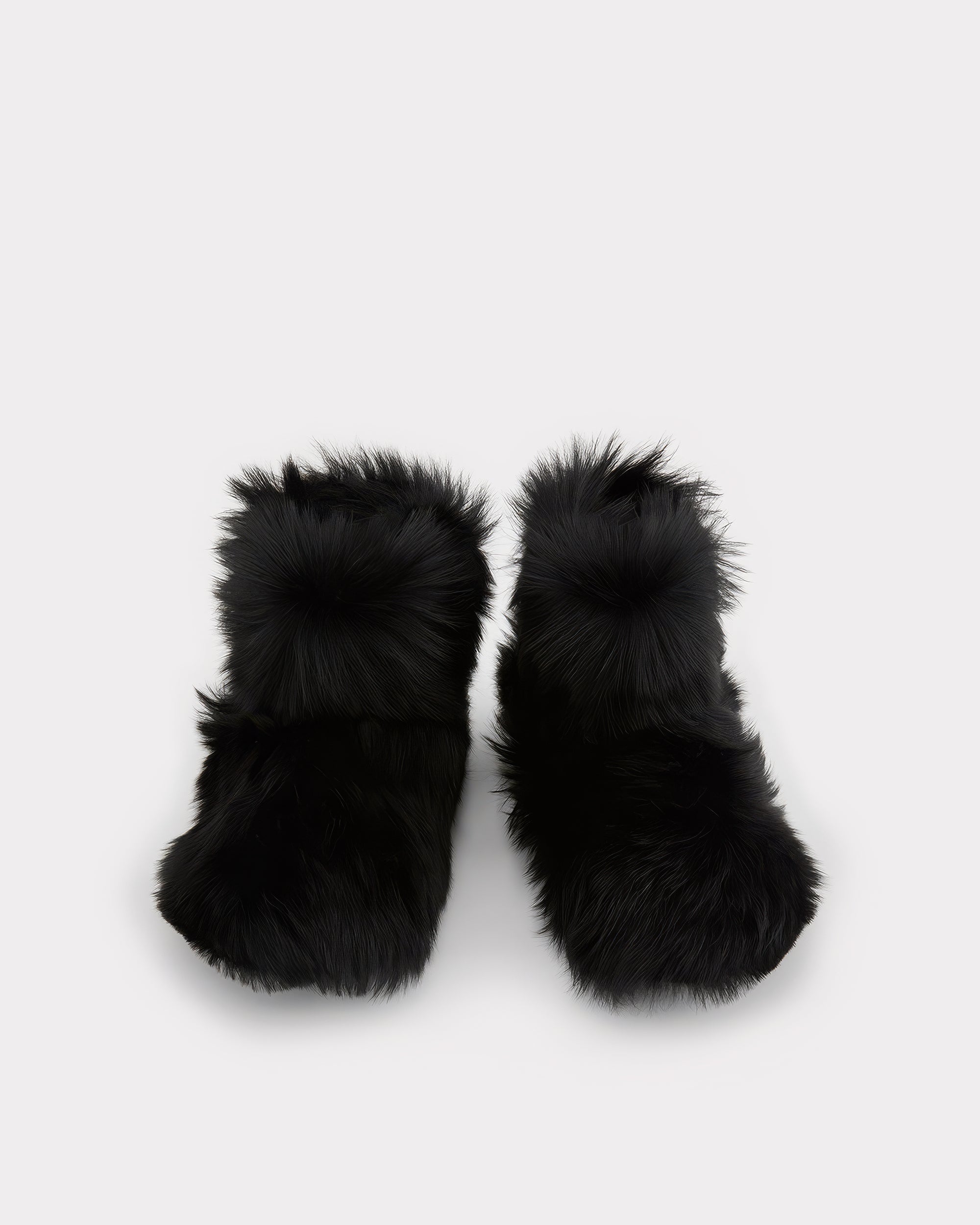 BIG FUR BOOT