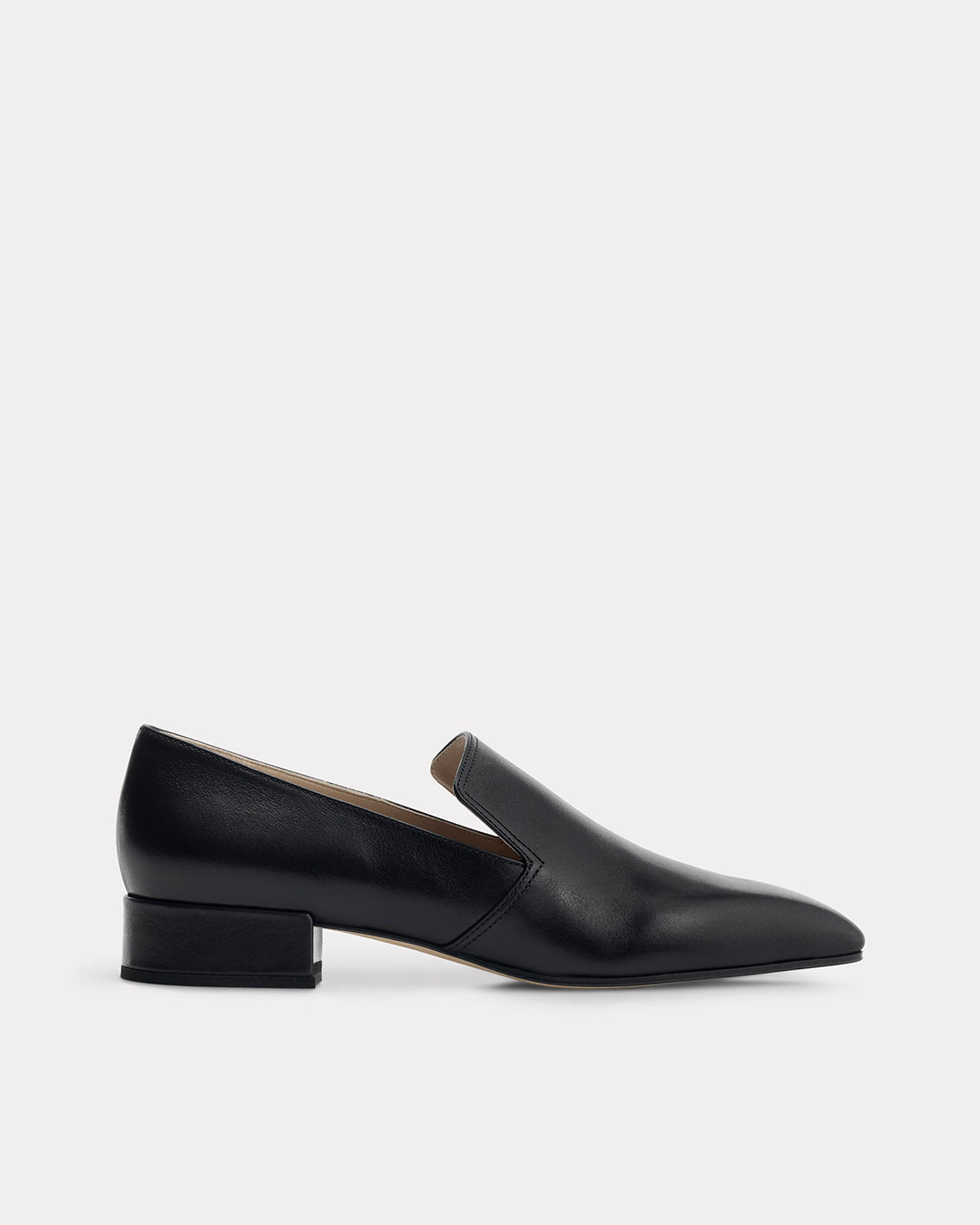 CLASSIC SQUARE LOAFER