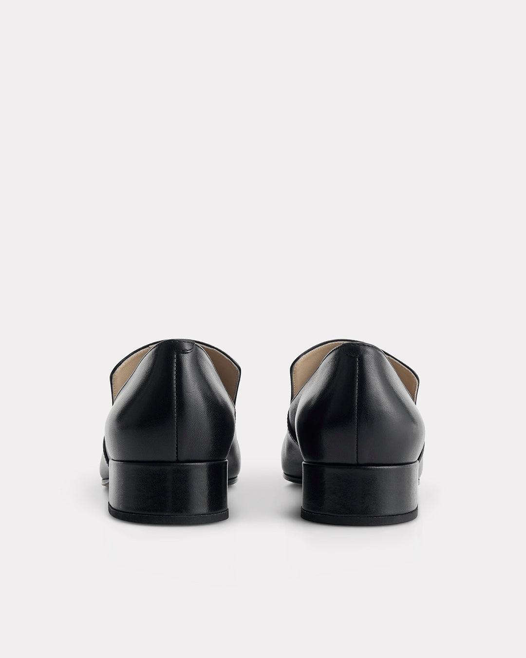 CLASSIC SQUARE LOAFER