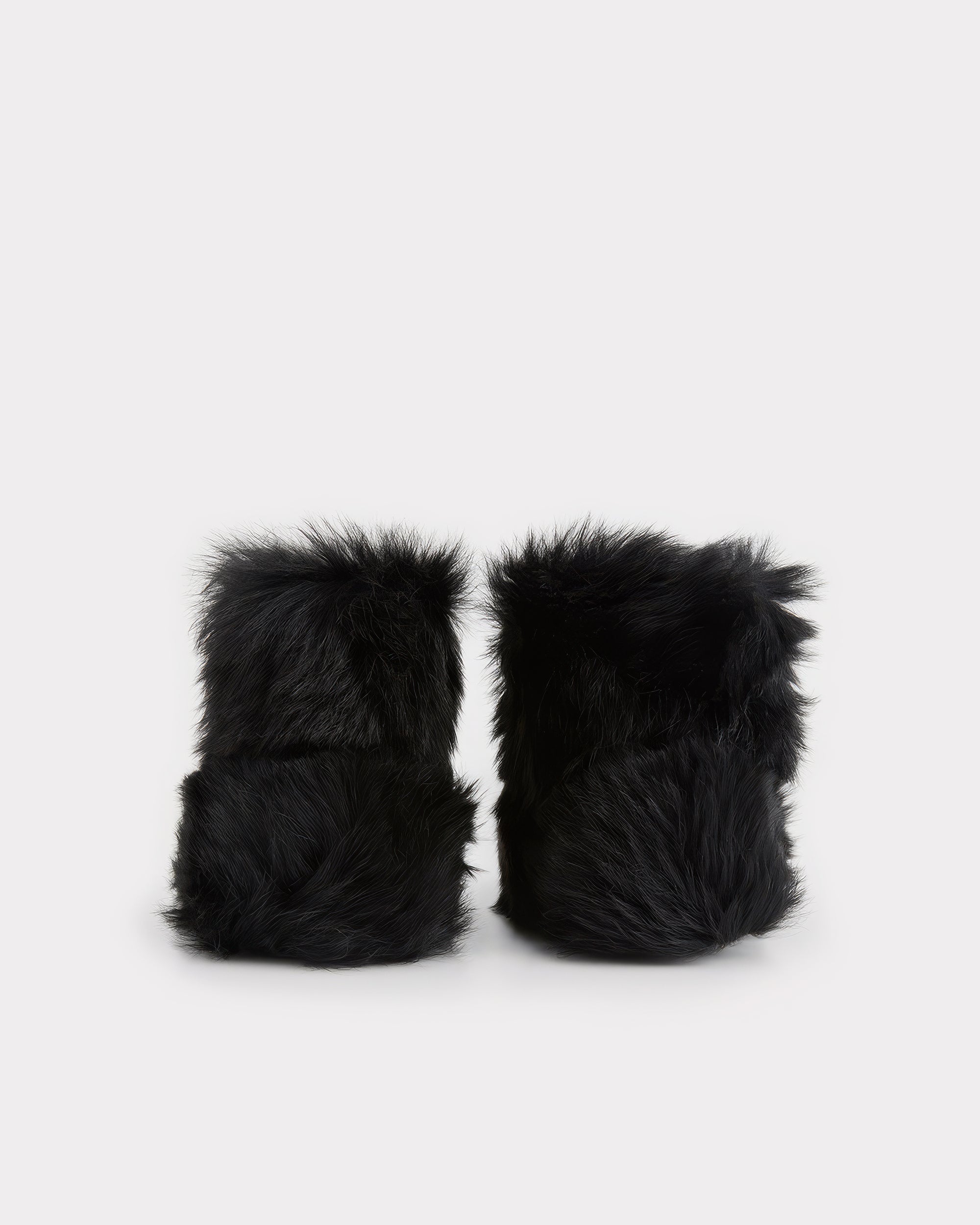 BIG FUR BOOT