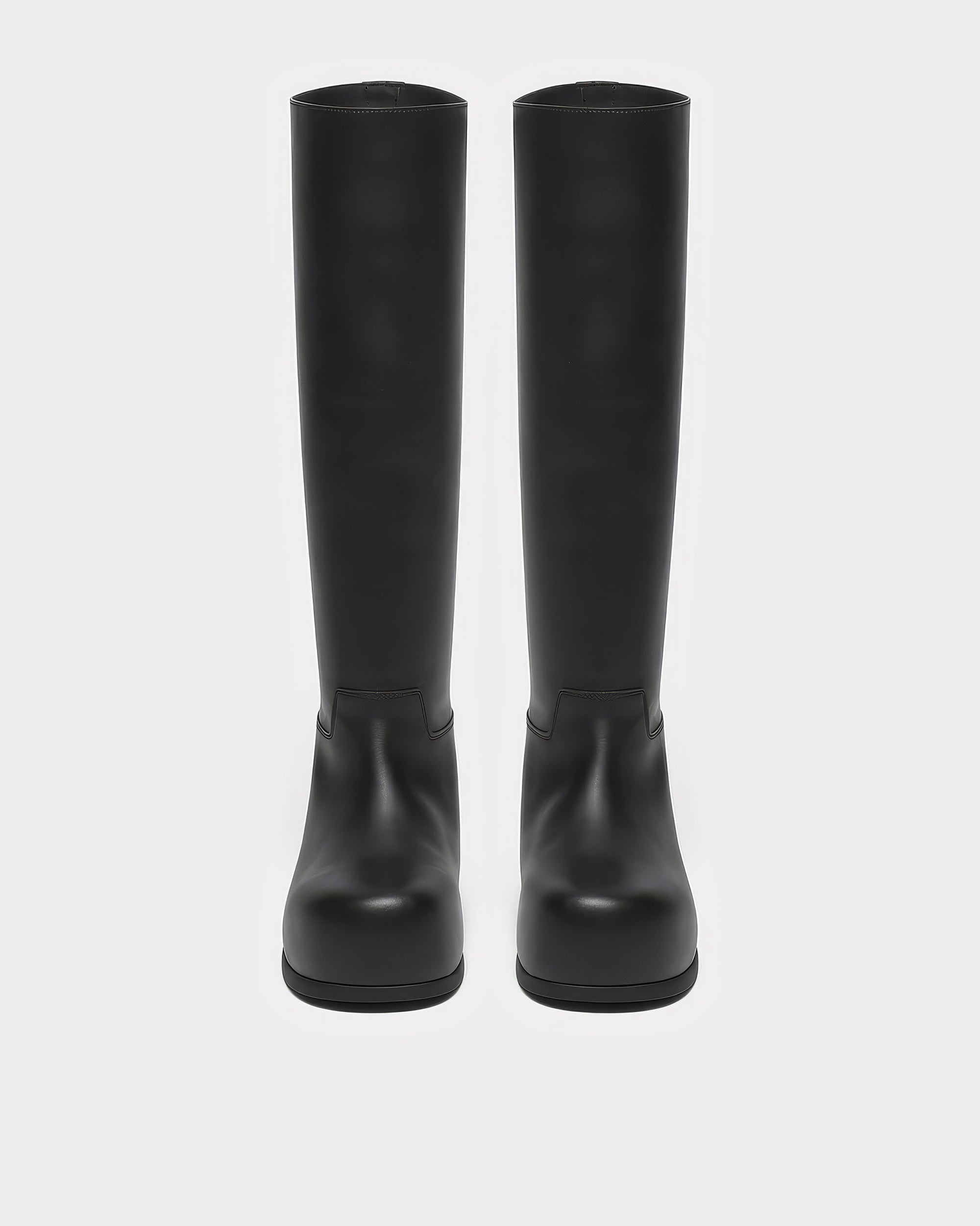 DEFENDER PULL ON BOOT