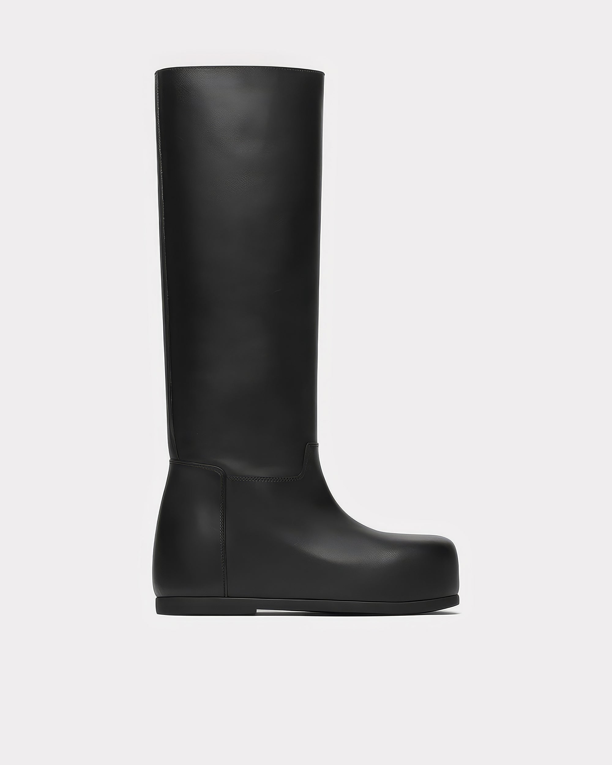 DEFENDER PULL ON BOOT