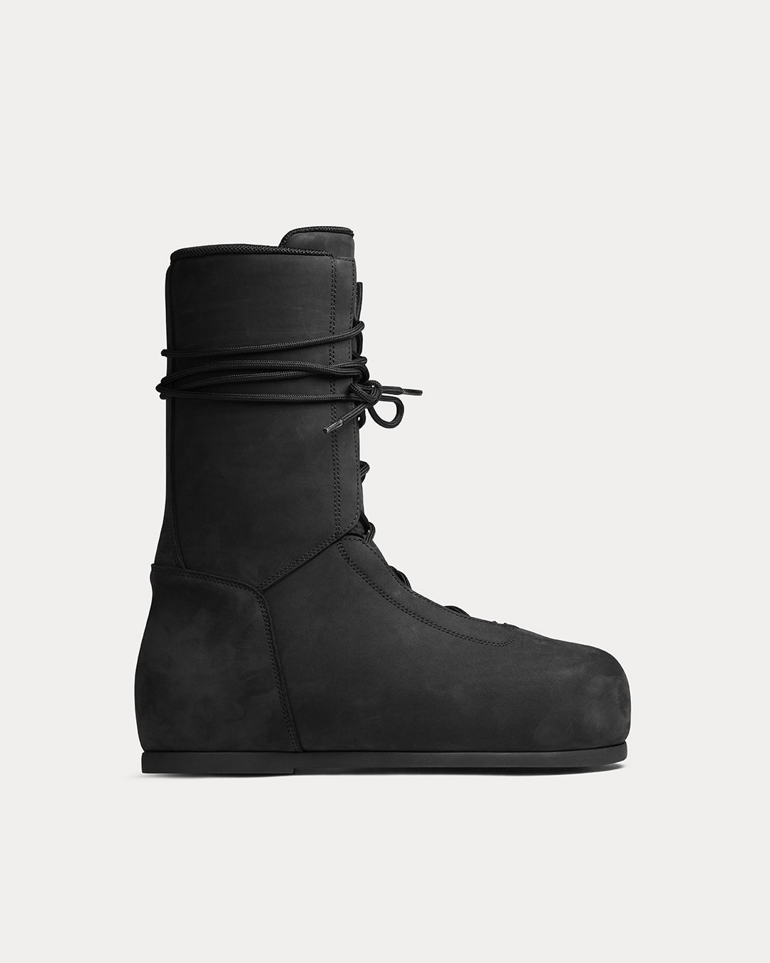 DEFENDER OUTDOOR BOOT
