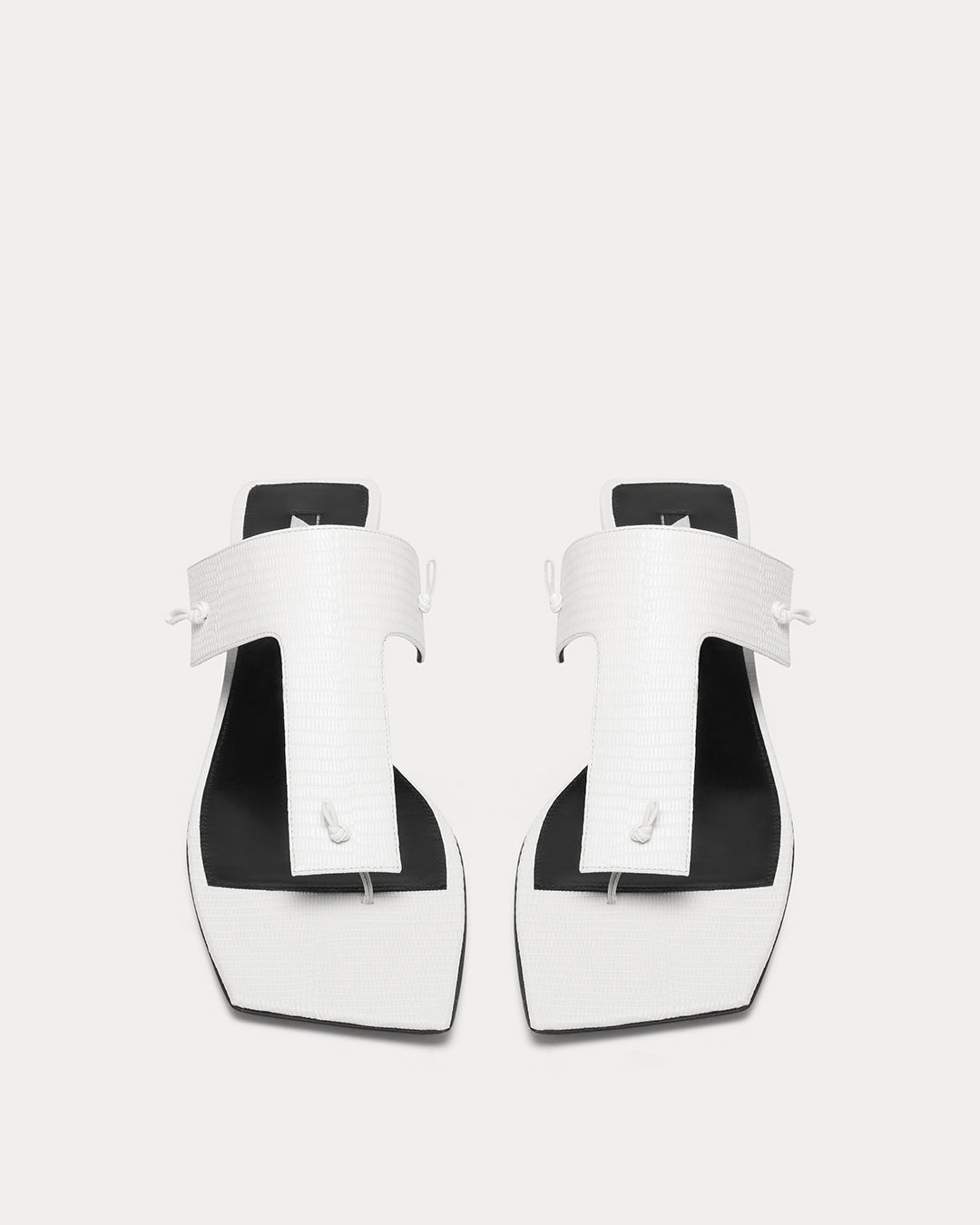 EDGE THONG SANDAL