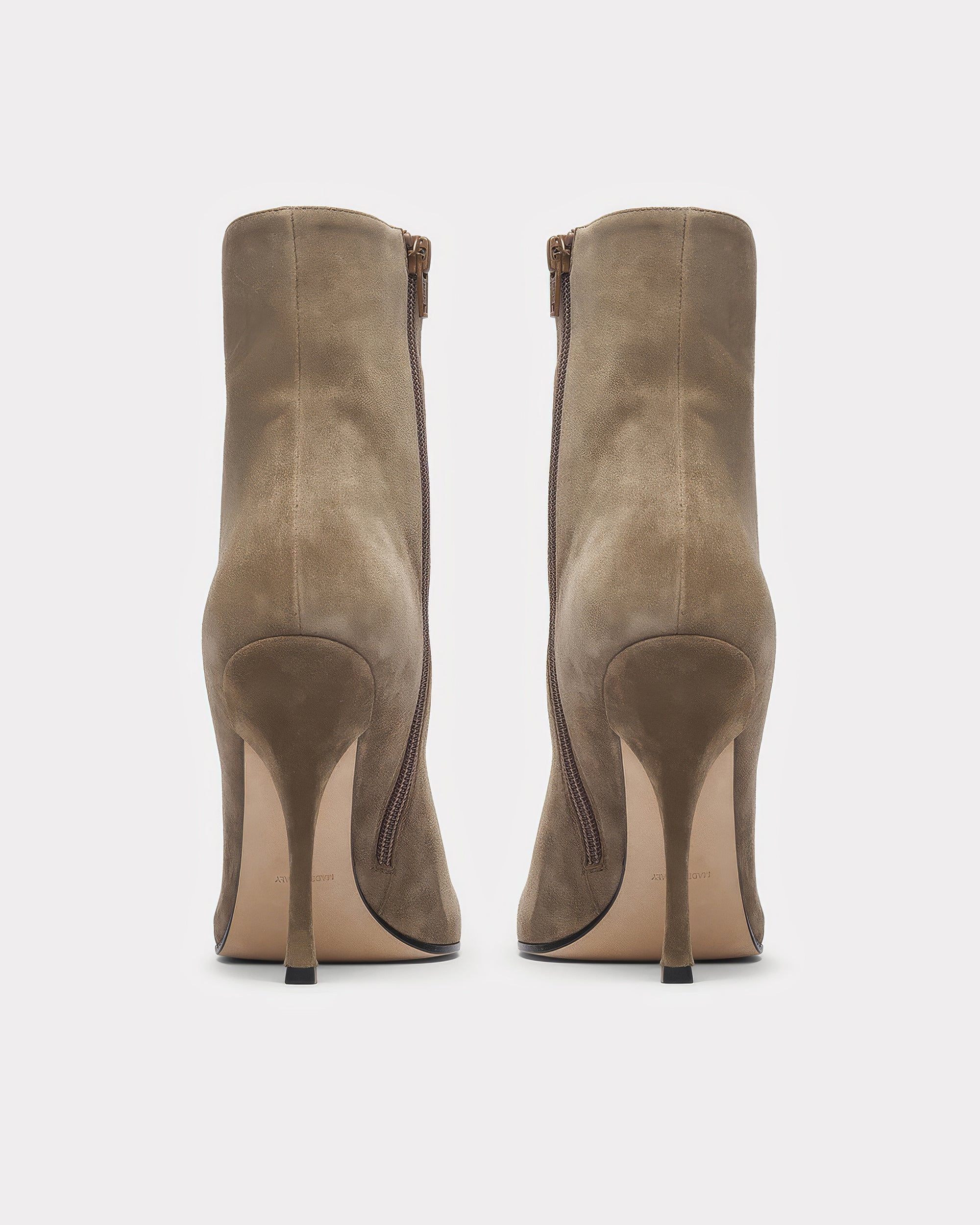 HIGH ANKLE BOOT
