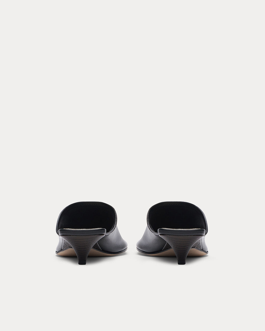 EDGE STRETCH MULE