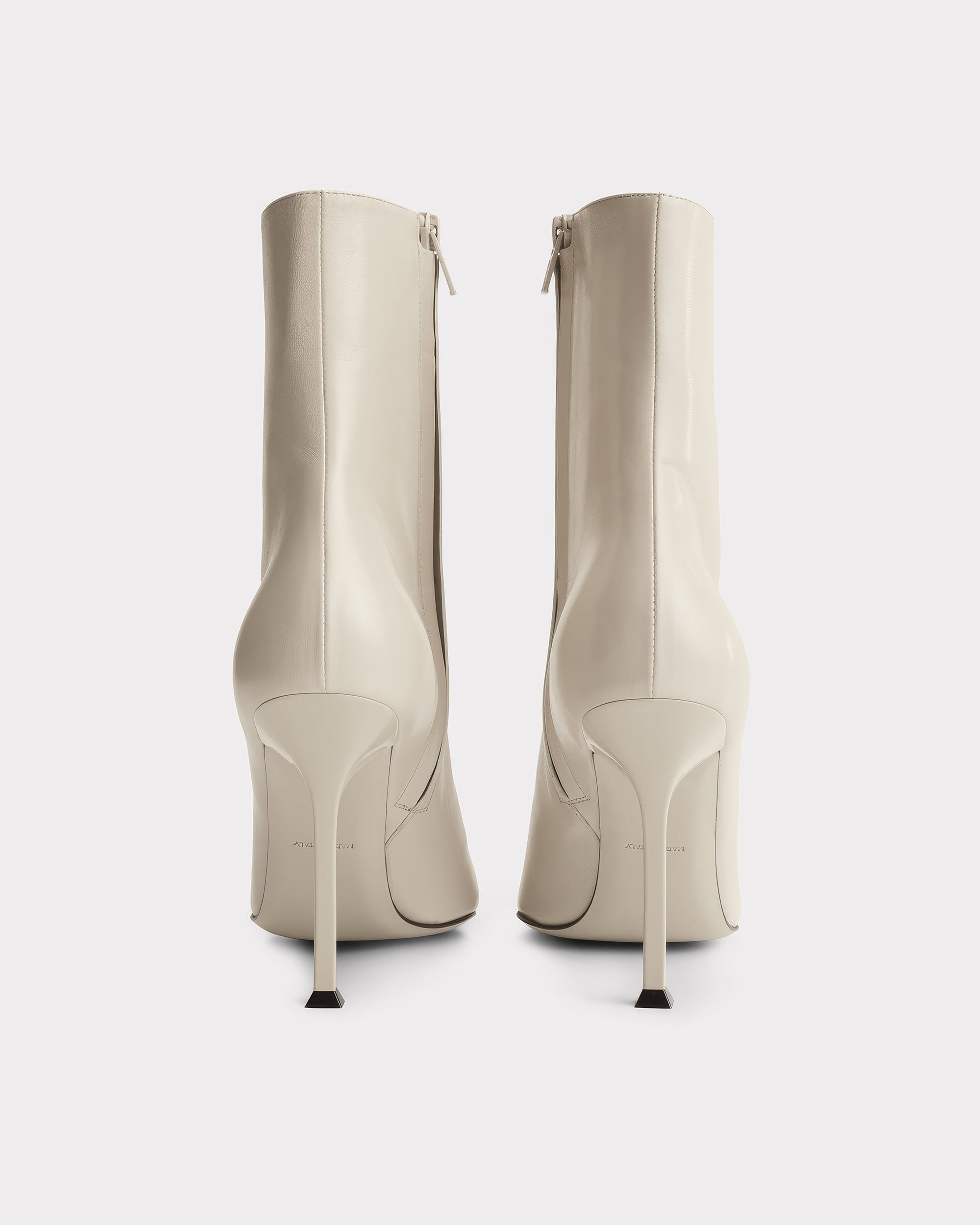 HELIX ANKLE BOOT